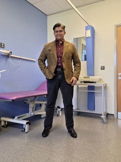 Dr Omar Qureshi